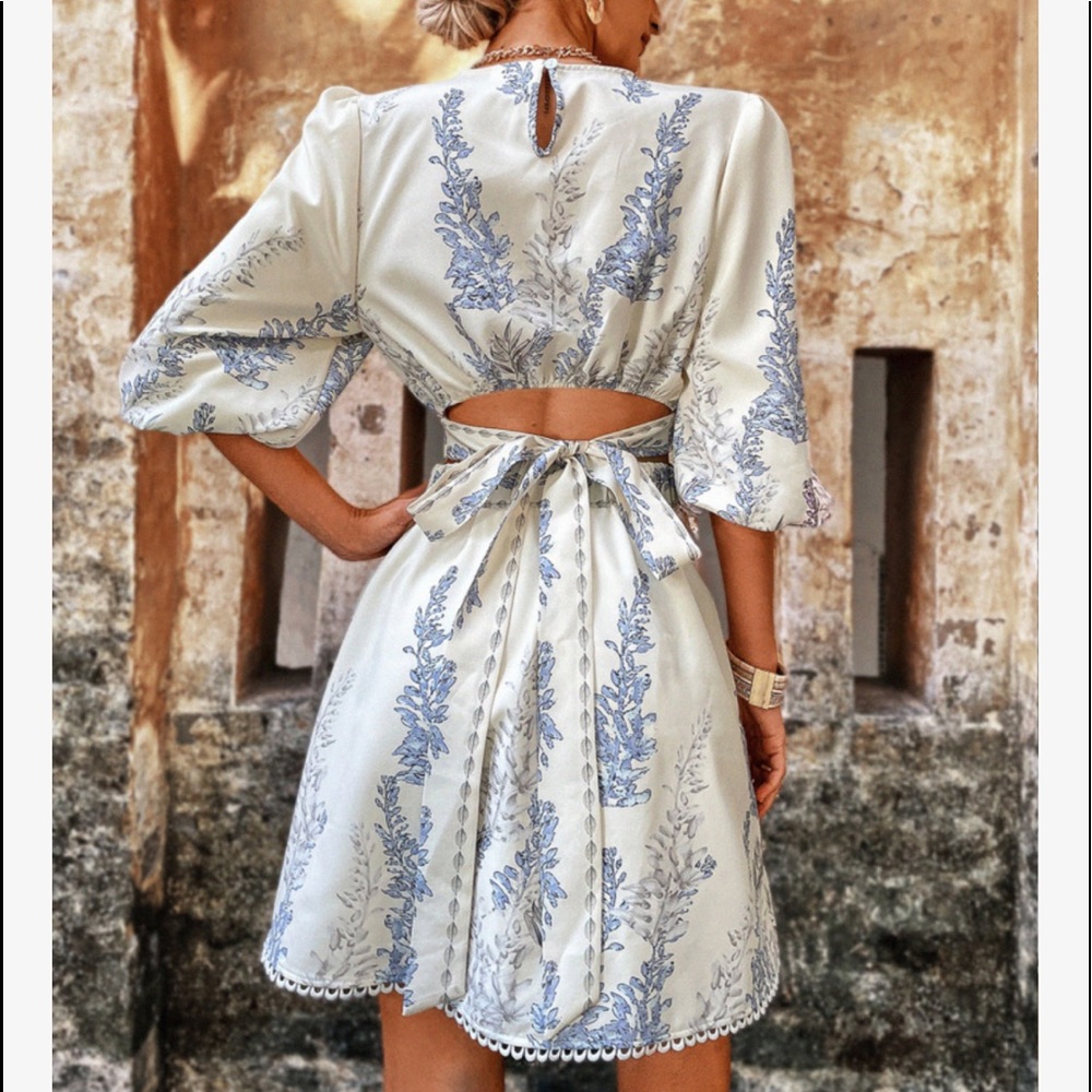 Boho Floral Print cut Out Tie Back Cuff Sleeve Dress - Picture 2 of 5